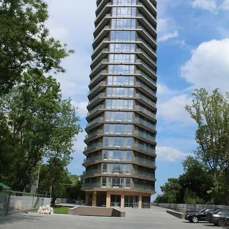 Апартаменты Greenwood Apartment Odesa